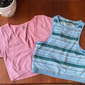 Bundle of 2 Garage Crop Tops Women’s Size Medium Pink Blue Green Stripe Summer